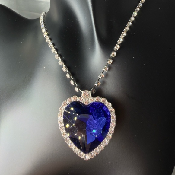Lux design Blue Heart Pendant Necklace adjustable diamond zirconia - Picture 5 of 15